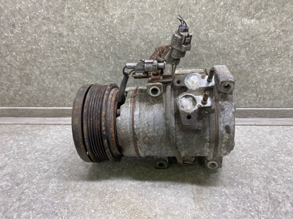 88320-0C010 | Компресор кондиціонера TOYOTA TUNDRA 99-06 - Фото 3