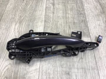 Ручка двери наружная задн. лев. CHEVROLET CRUZE 15-