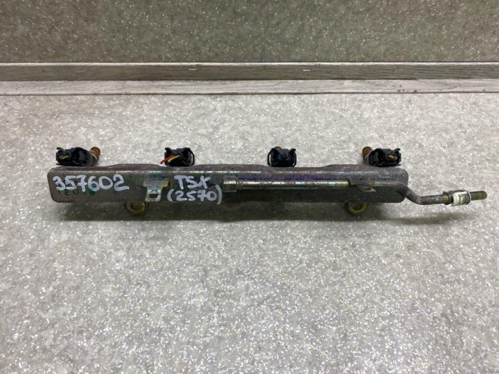 16450-RBB-003 | Форсунка паливна HONDA ACCORD CL7 / TSX 03-08 - Фото 2