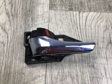 Ручка дверей внутрішня задн. лів. TOYOTA VENZA 09-16