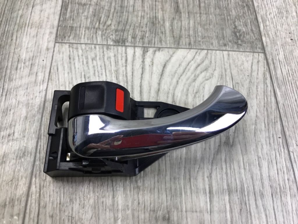 69206-33100-C0 | Ручка дверей внутрішня задн. лів. TOYOTA CAMRY 40 06-11