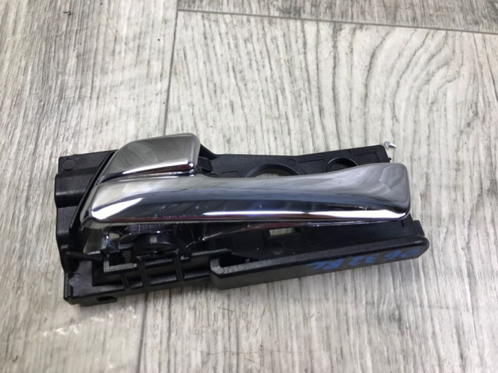 83610-1R010CR | Ручка дверей внутрішня задн. лів. HYUNDAI ACCENT RB 10-