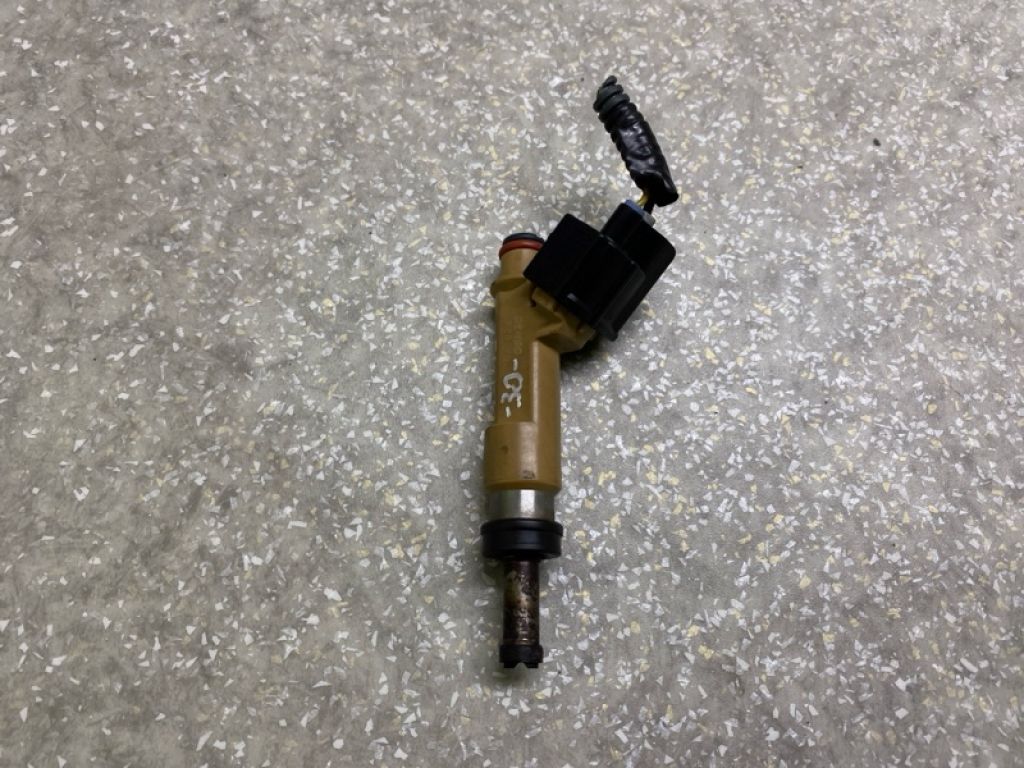 23209-39146 | Форсунка паливна TOYOTA PRIUS - 30 09-17 - Фото 2