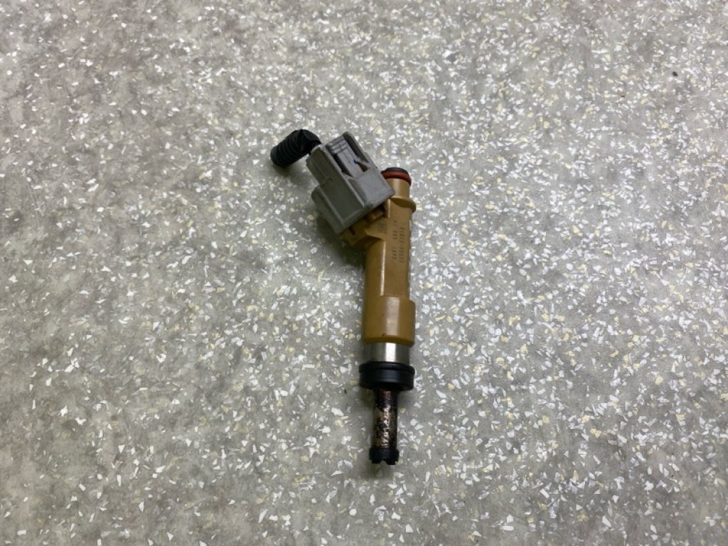 23209-39146 | Форсунка паливна TOYOTA PRIUS - 30 09-17