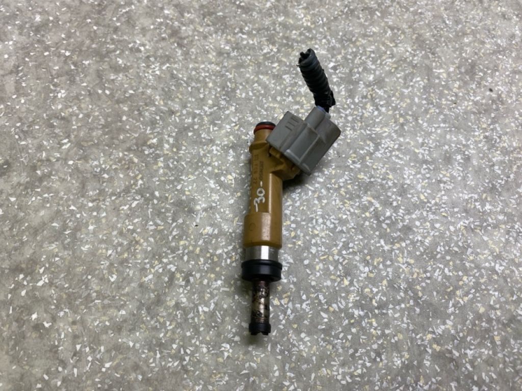 23209-39146 | Форсунка паливна TOYOTA PRIUS - 30 09-17 - Фото 2