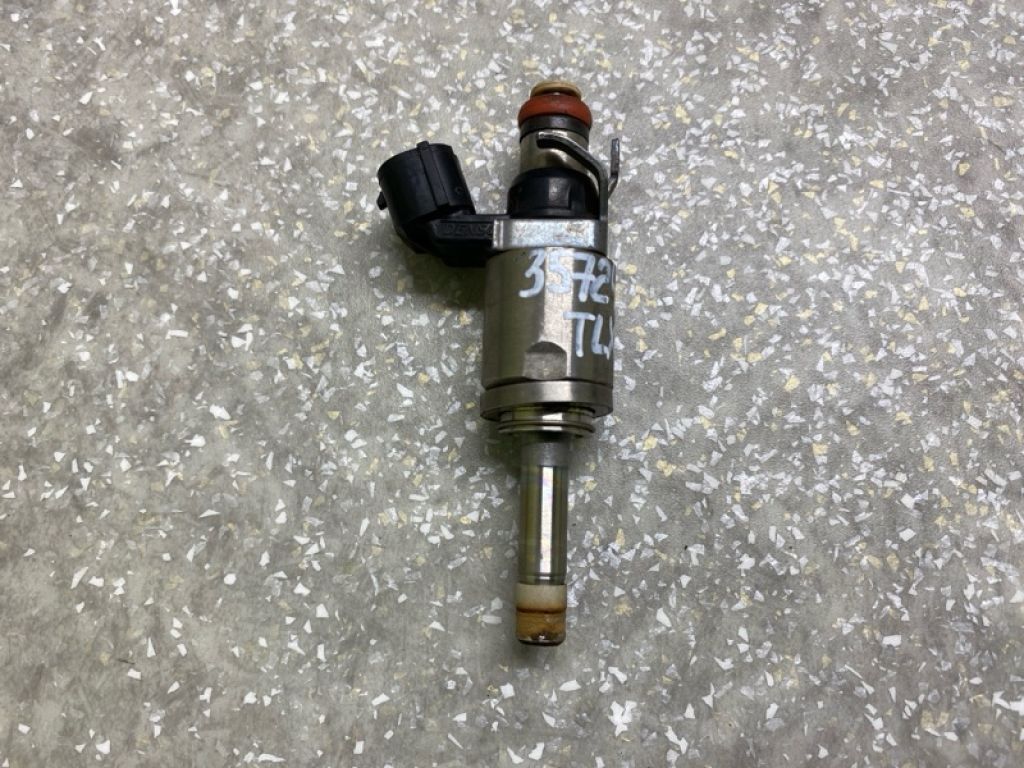 16010-5A2-305 | Форсунка топливная ACURA TLX 14-17