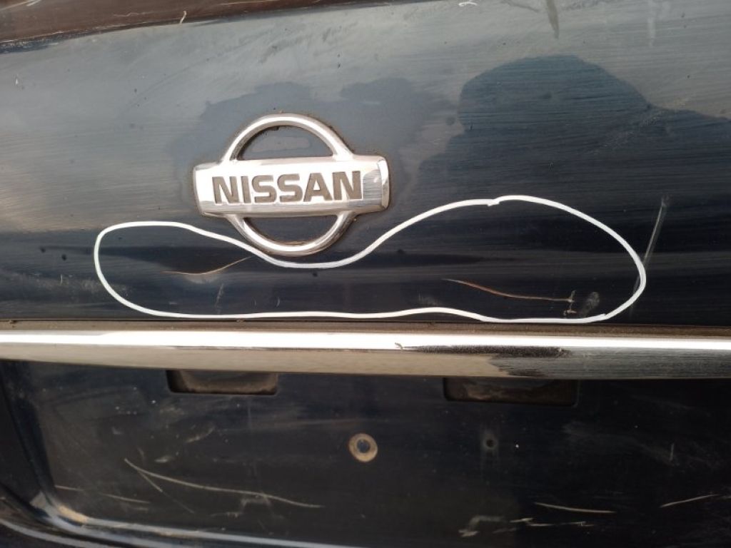 H4300-3Y5CM | Крышка багажника NISSAN MAXIMA A33 99-02 - Фото 4