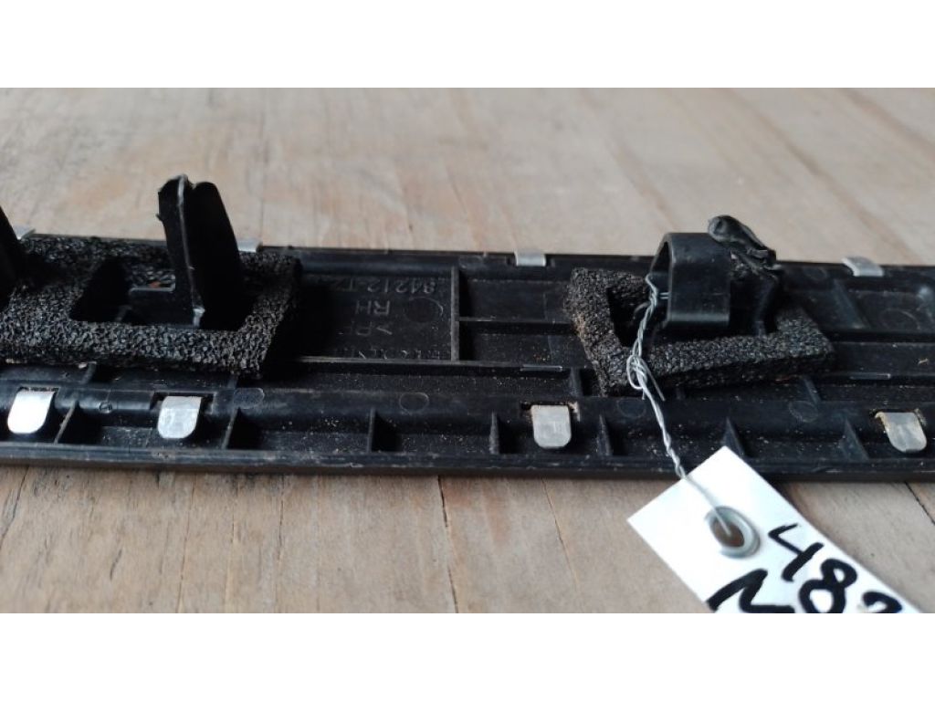 84212-TZ5-A00ZB | Накладка порога внутрішня задн. ACURA MDX (YD3) 13-21 - Фото 6