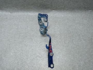 Петля капоту лів. TOYOTA CAMRY 40 06-11