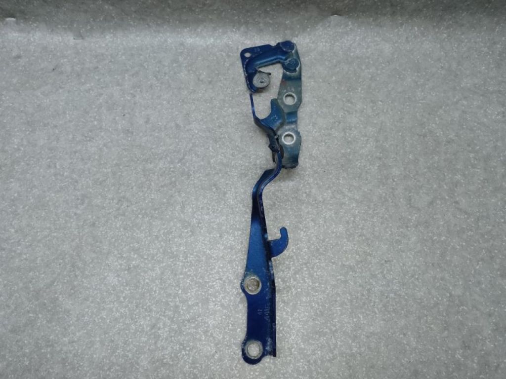 53410-06090 | Петля капоту прав. TOYOTA CAMRY 40 06-11