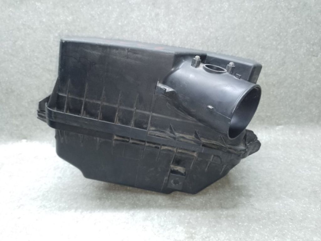 17700-28271 | Корпус повітряного фільтра TOYOTA CAMRY 40 06-11 - Фото 3