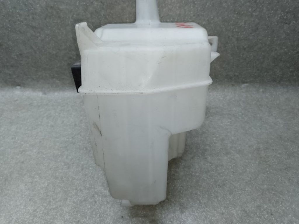 85315-06140 | Бачок омивача TOYOTA CAMRY 40 06-11 - Фото 4