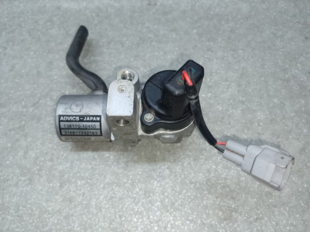 47207-33010 | Електро вакуумний насос гальм TOYOTA CAMRY 40 06-11