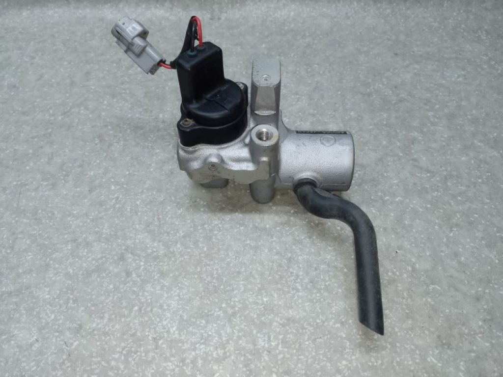 47207-33010 | Електро вакуумний насос гальм TOYOTA CAMRY 40 06-11 - Фото 3