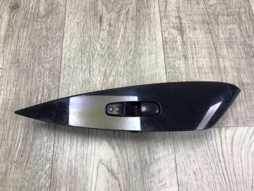 Кнопка стеклоподъемника передн. прав. NISSAN X-TRAIL/ROGUE T32 13-20