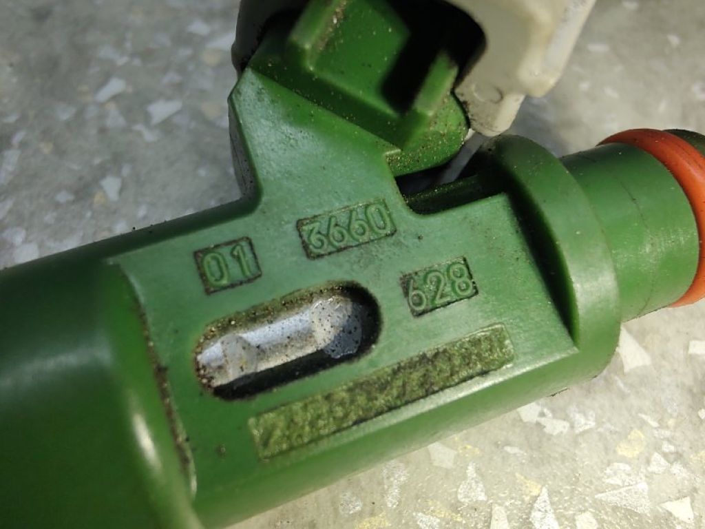 23209-22040 | Форсунка паливна TOYOTA COROLLA 120 00-07 - Фото 2