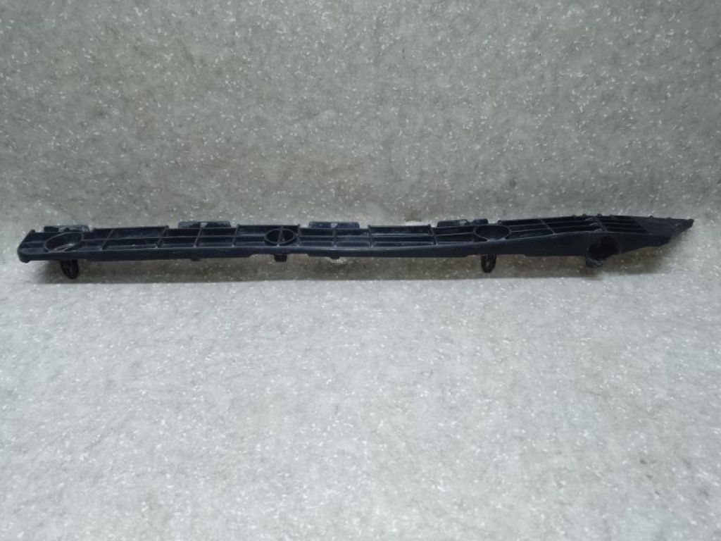 52157-06010 | Кронштейн заднього бампера прав. TOYOTA CAMRY 40 06-11 - Фото 2