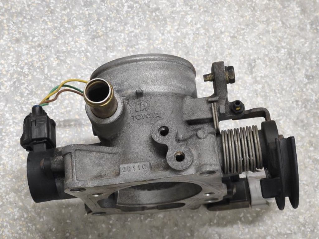 22210-0D110 | Дросельна заслінка TOYOTA COROLLA 120 00-07 - Фото 3