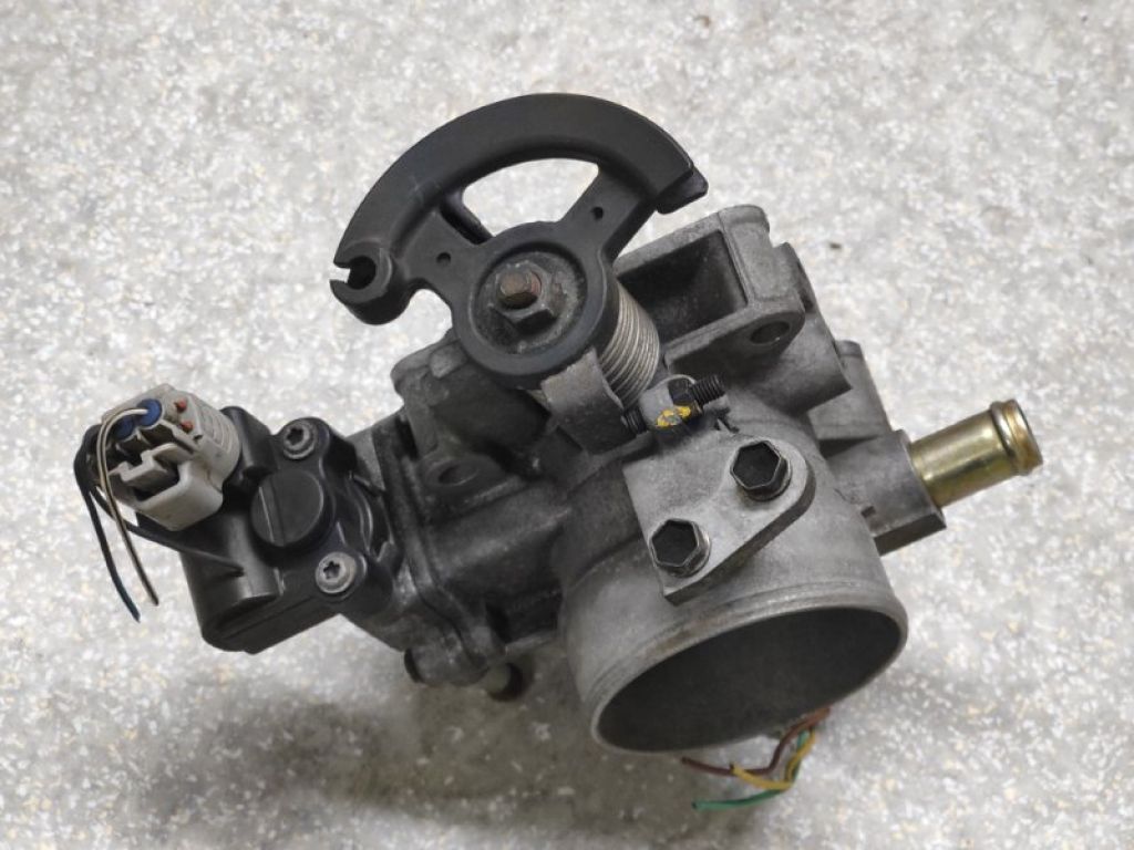 22210-0D110 | Дросельна заслінка TOYOTA COROLLA 120 00-07 - Фото 4