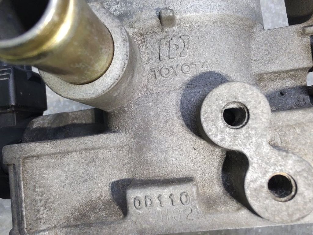 22210-0D110 | Дросельна заслінка TOYOTA COROLLA 120 00-07 - Фото 6