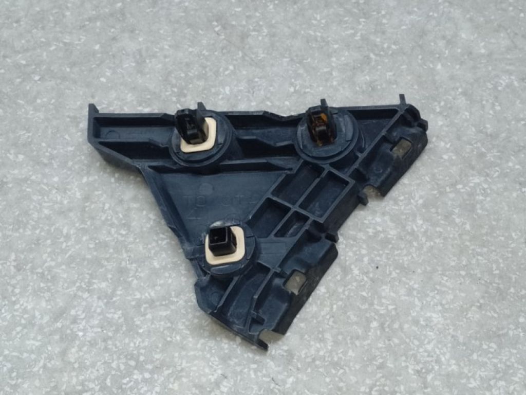 52576-06030 | Кронштейн заднього бампера лів. TOYOTA CAMRY 40 06-11 - Фото 3