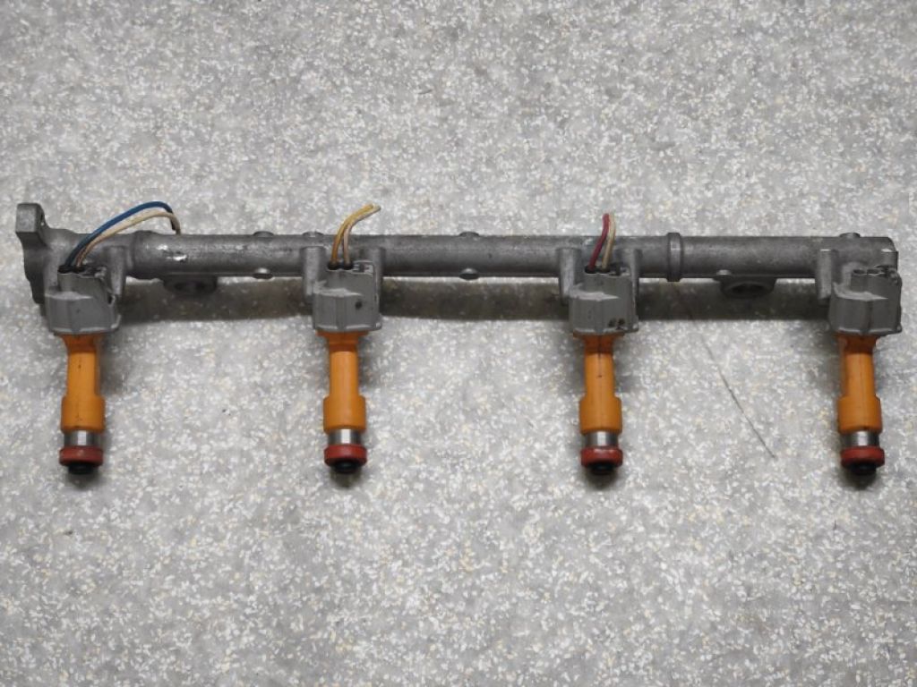 23209-0H050 | Форсунка паливна TOYOTA CAMRY 40 06-11