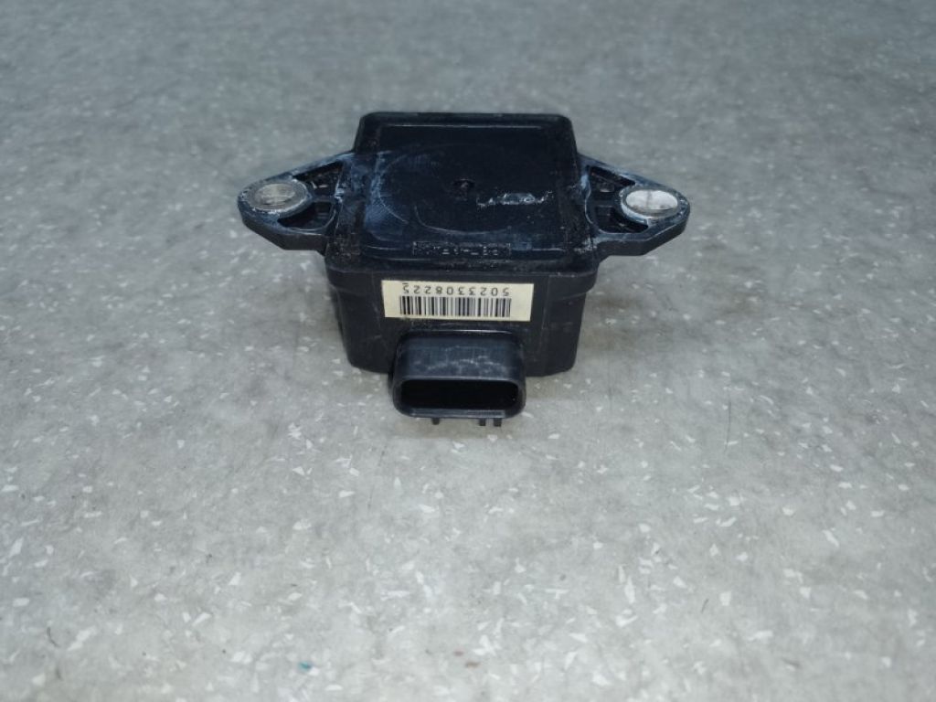 89183-60020 | Датчик ESP TOYOTA CAMRY 40 06-11 - Фото 2