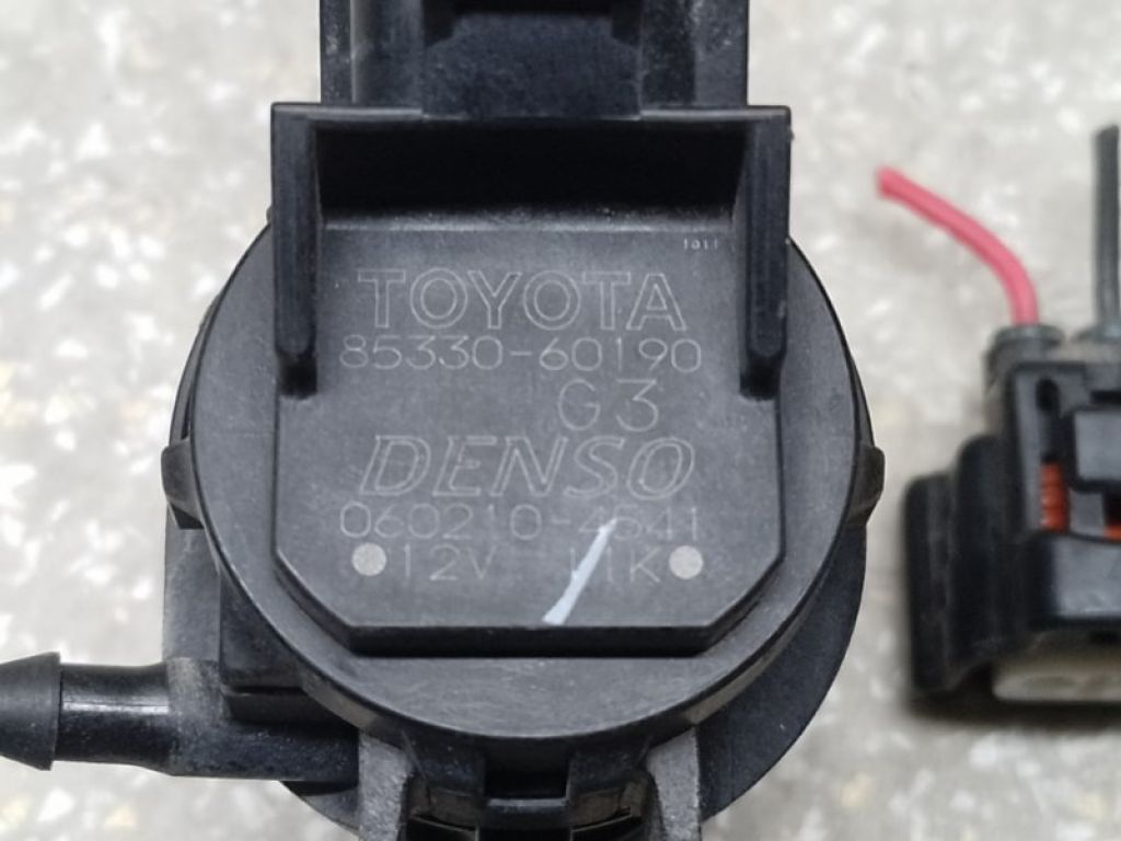 85330-60190 | Насос омивача скла передн. TOYOTA CAMRY 40 06-11 - Фото 3