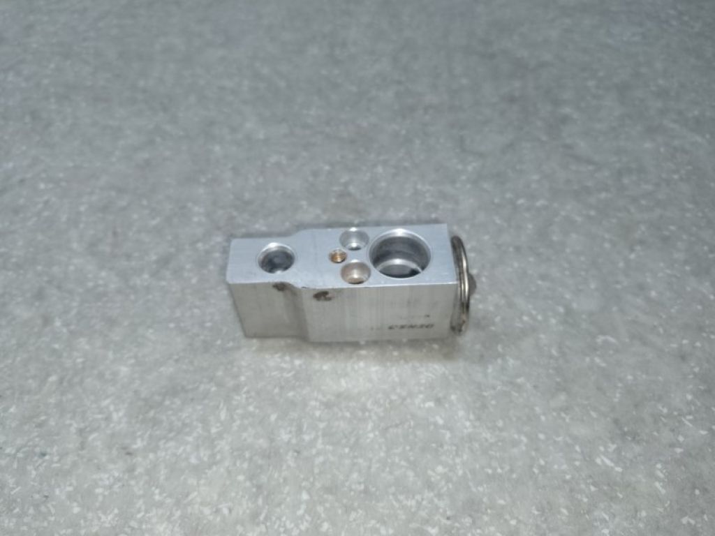 88515-07030 | Клапан кондиціонера TOYOTA CAMRY 40 06-11 - Фото 3