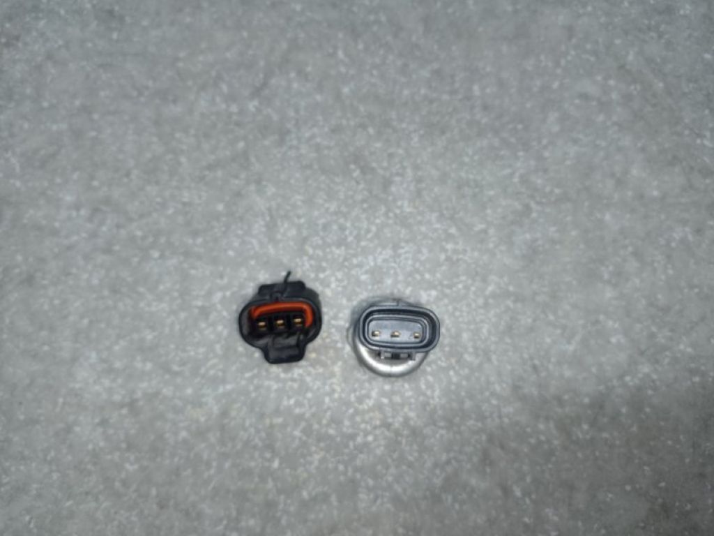 88719-33020 | Датчик тиску кондиціонера TOYOTA CAMRY 40 06-11 - Фото 2