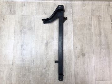 Кронштейн прав. SUZUKI GRAND VITARA XL-7 01-06