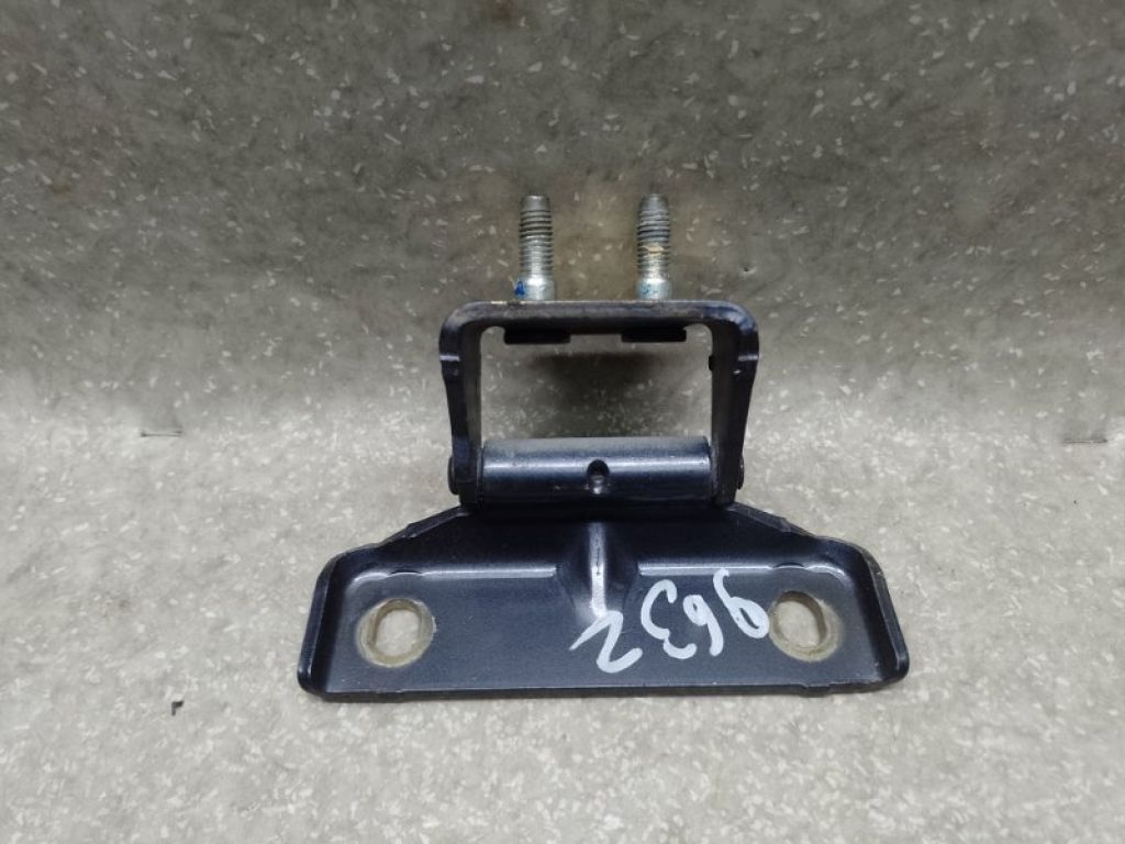 23227630 | Петля крышки багажника CHEVROLET EQUINOX 09-17