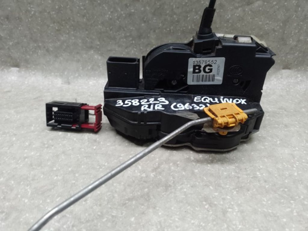 13579552 | Замок двери задн. прав. CHEVROLET EQUINOX 09-17 - Фото 3