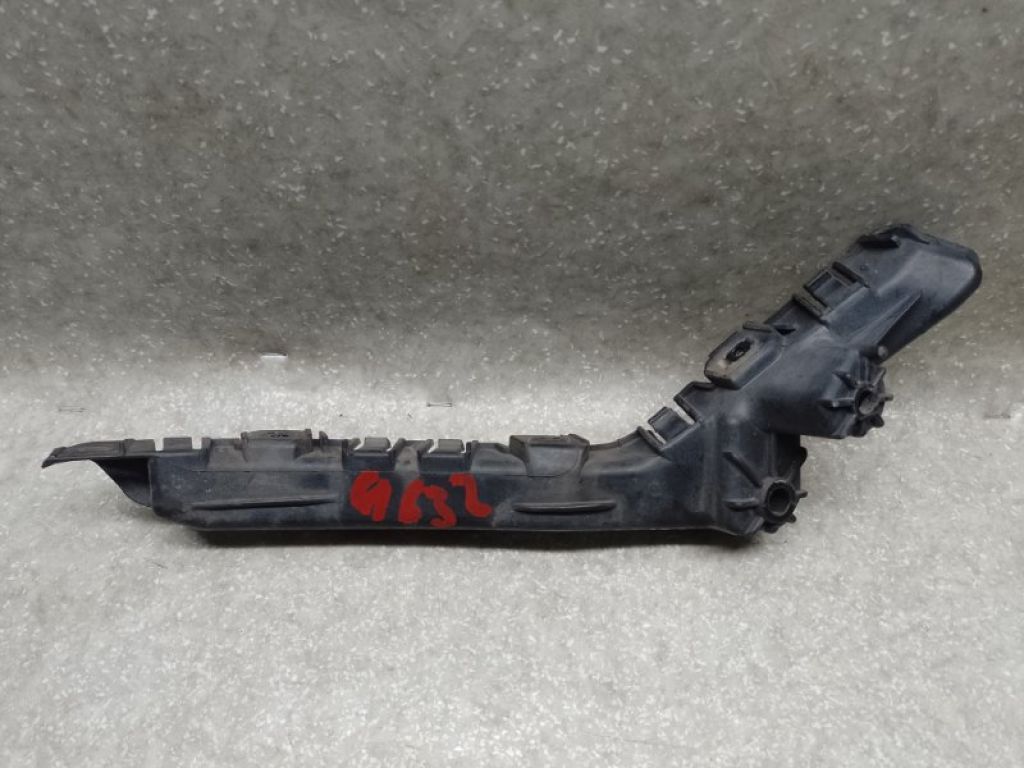 84059892 | Кронштейн переднего бампера (на крыле) лев. CHEVROLET EQUINOX 09-17