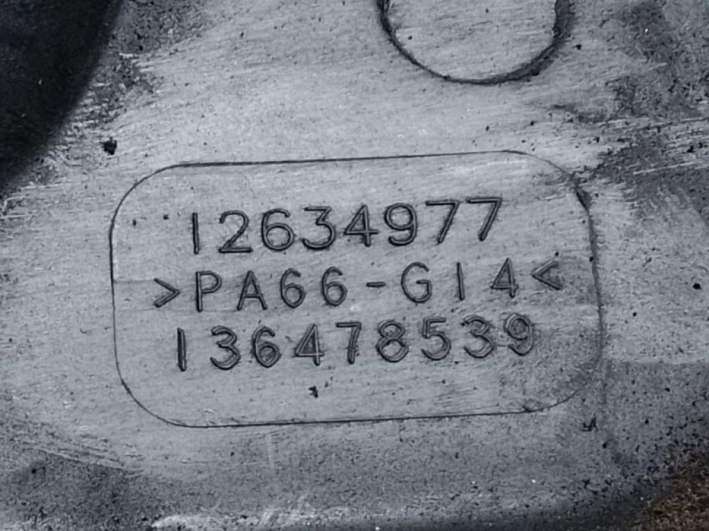 12634977 | Накладка двигуна декоративна CHEVROLET EQUINOX 09-17 - Фото 3