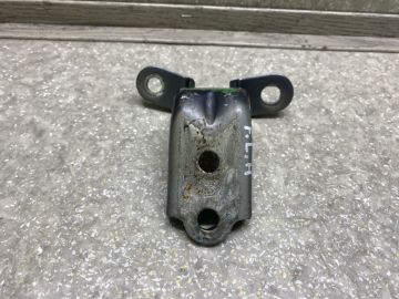 Петля двери нижняя передн. лев. HYUNDAI TUCSON TL 15-20