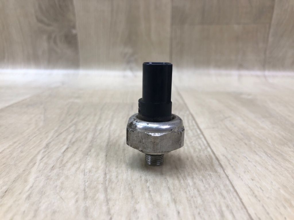 A 211 000 02 83 | Датчик давления кондиционера MERCEDES C-CLASS A205 16-21 - Фото 2