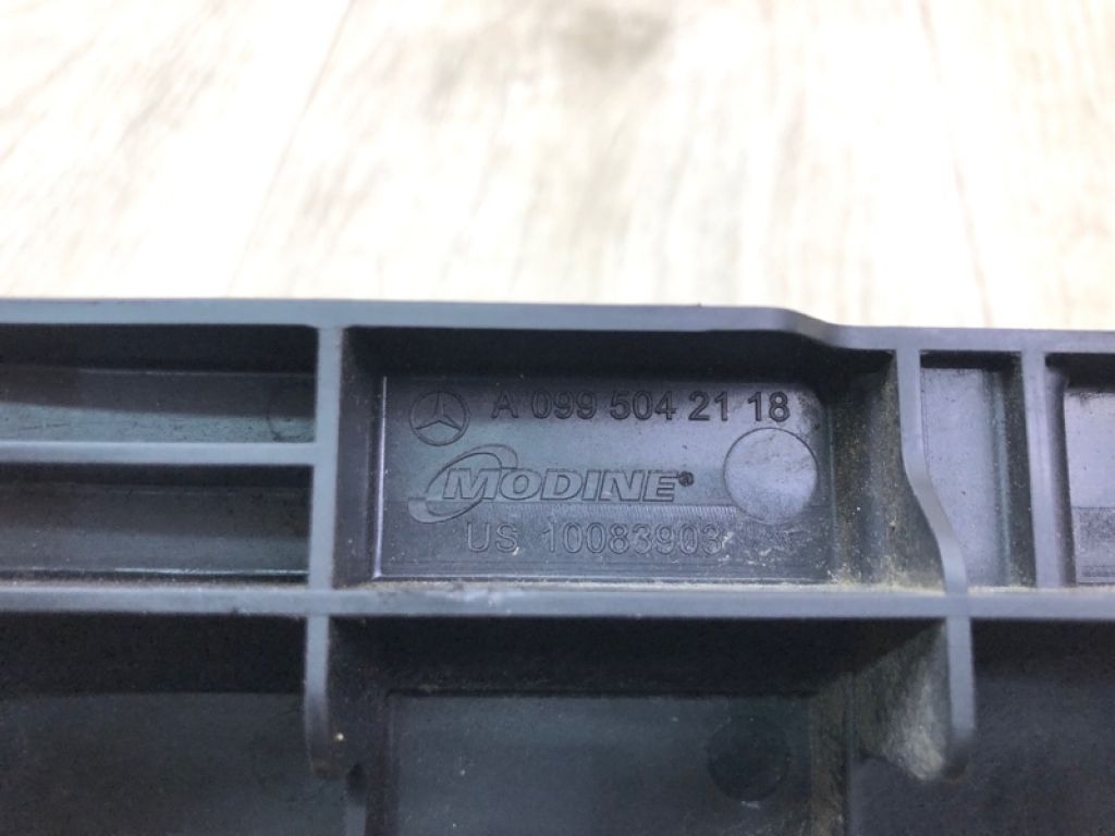 A 099 504 21 18 | Крепление радиатора лев. MERCEDES C-CLASS A205 16-21 - Фото 7