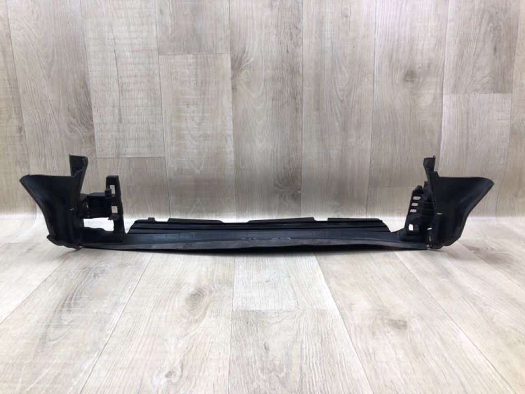 A 205 505 07 30 | Дефлектор радиатора MERCEDES C-CLASS A205 16-21 - Фото 2