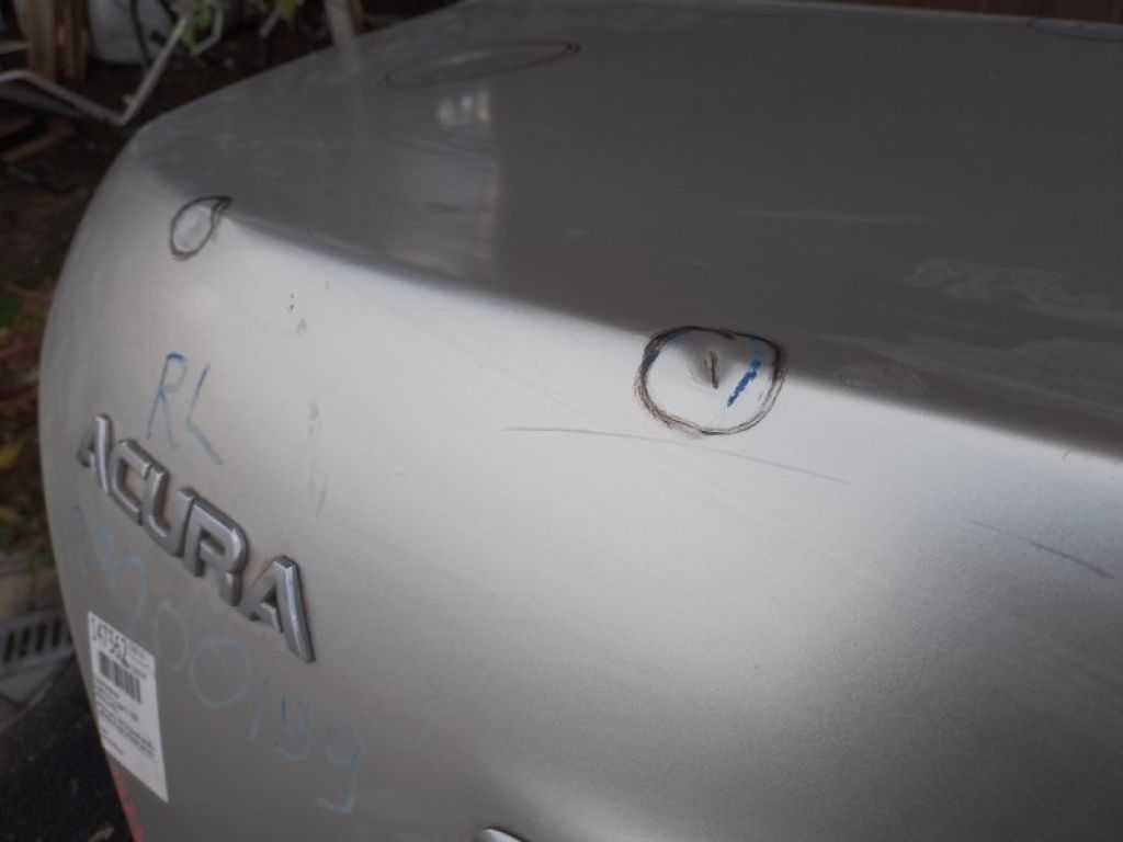 68500-SJA-A93ZZ | Крышка багажника ACURA RL 05-12 - Фото 8