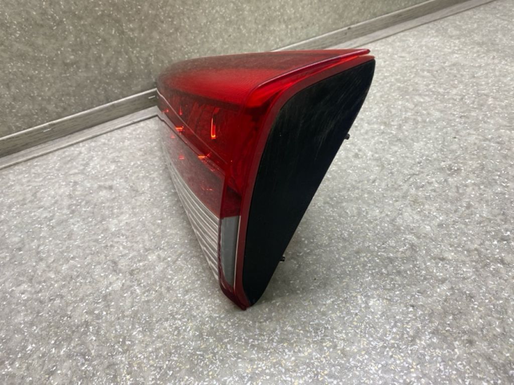 92404-D3130 | Фонарь внутренний прав. HYUNDAI TUCSON TL 15-20 - Фото 2