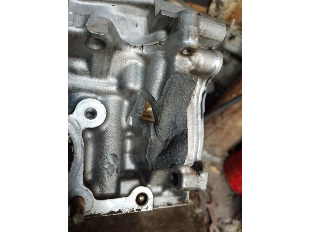 11101-39645 | Головка блока цилиндров прав. LEXUS LX570 07-15 - Фото 8