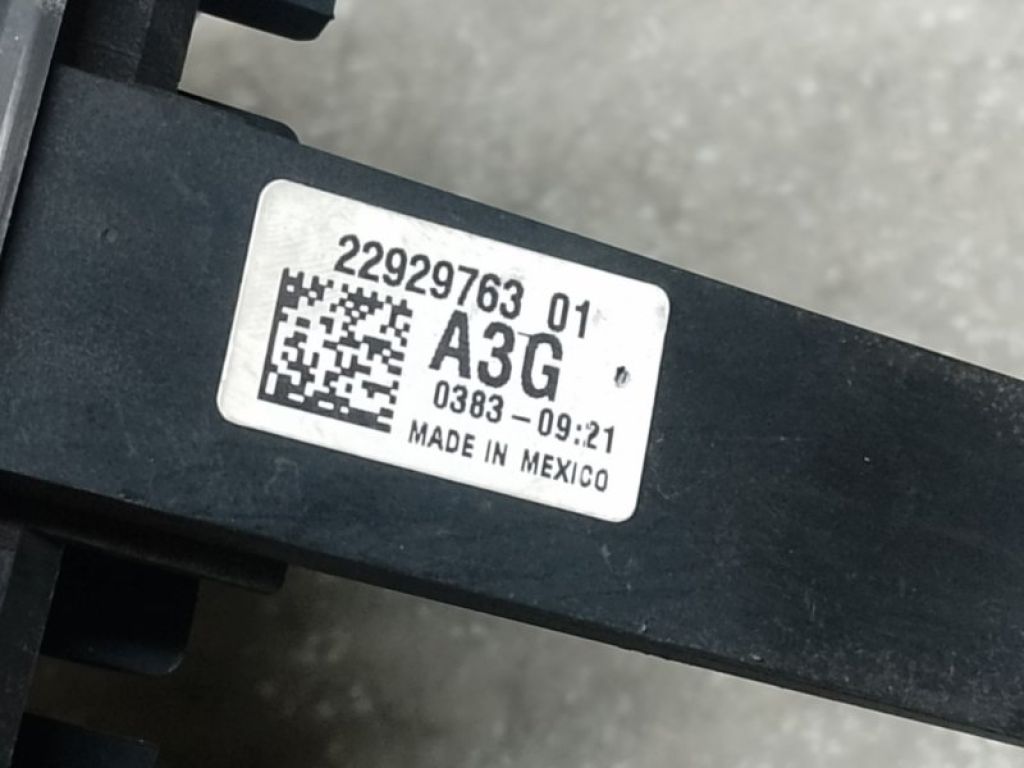 22929763 | Блок предохранителей моторный отсек CHEVROLET EQUINOX 09-17 - Фото 5