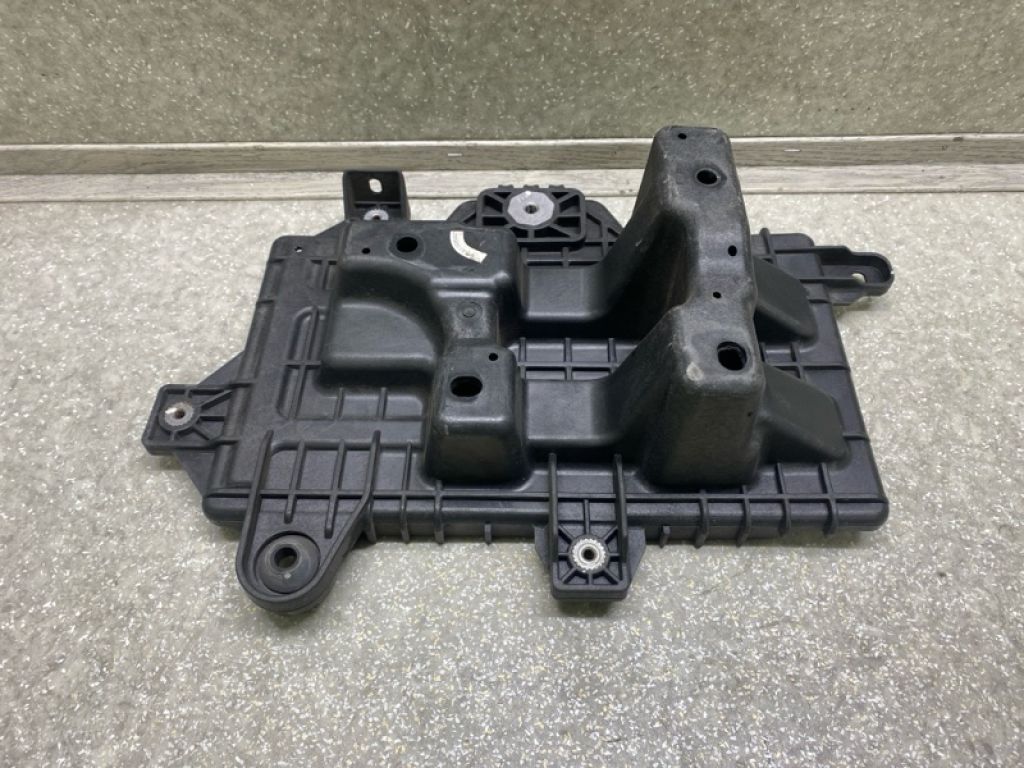 37150-D3200 | Полиця акумулятора HYUNDAI TUCSON TL 15-20 - Фото 2