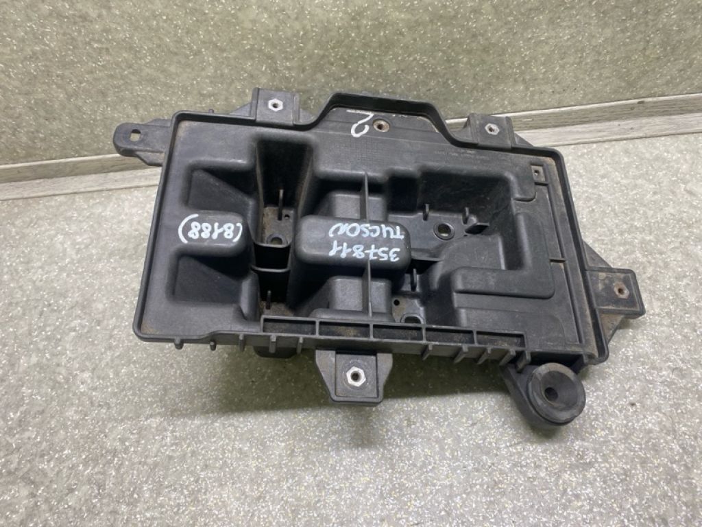 37150-D3200 | Полиця акумулятора HYUNDAI TUCSON TL 15-20 - Фото 4