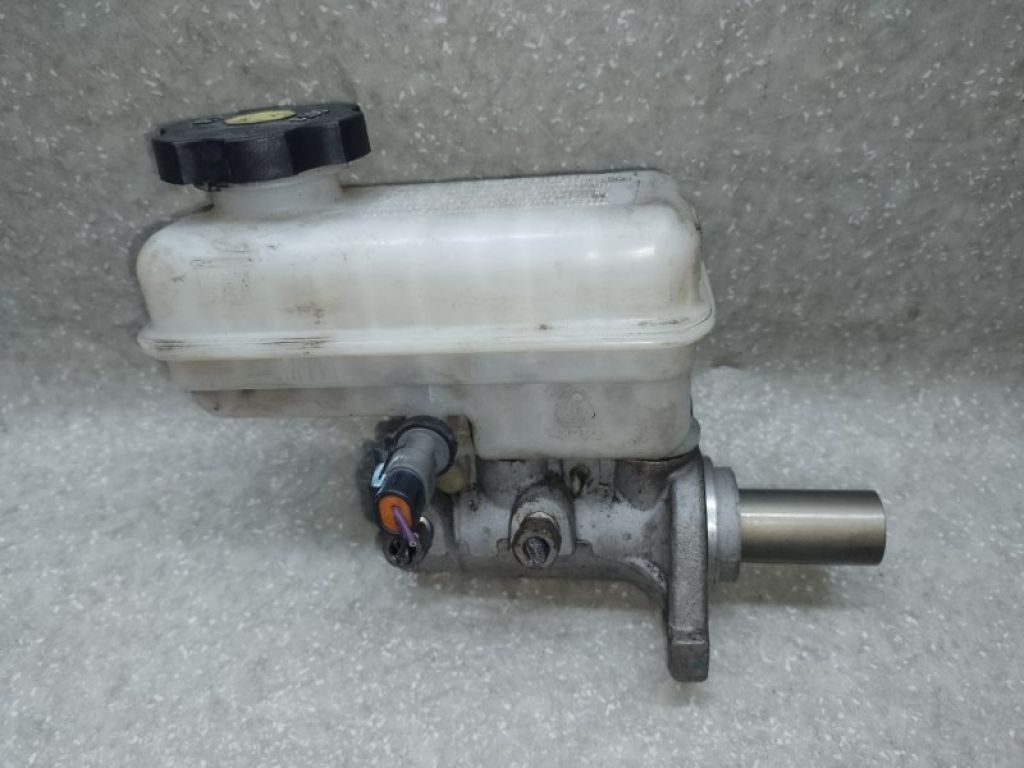 20990924 | Головний гальмівний циліндр CHEVROLET EQUINOX 09-17