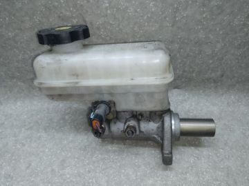 Головний гальмівний циліндр CHEVROLET EQUINOX 09-17