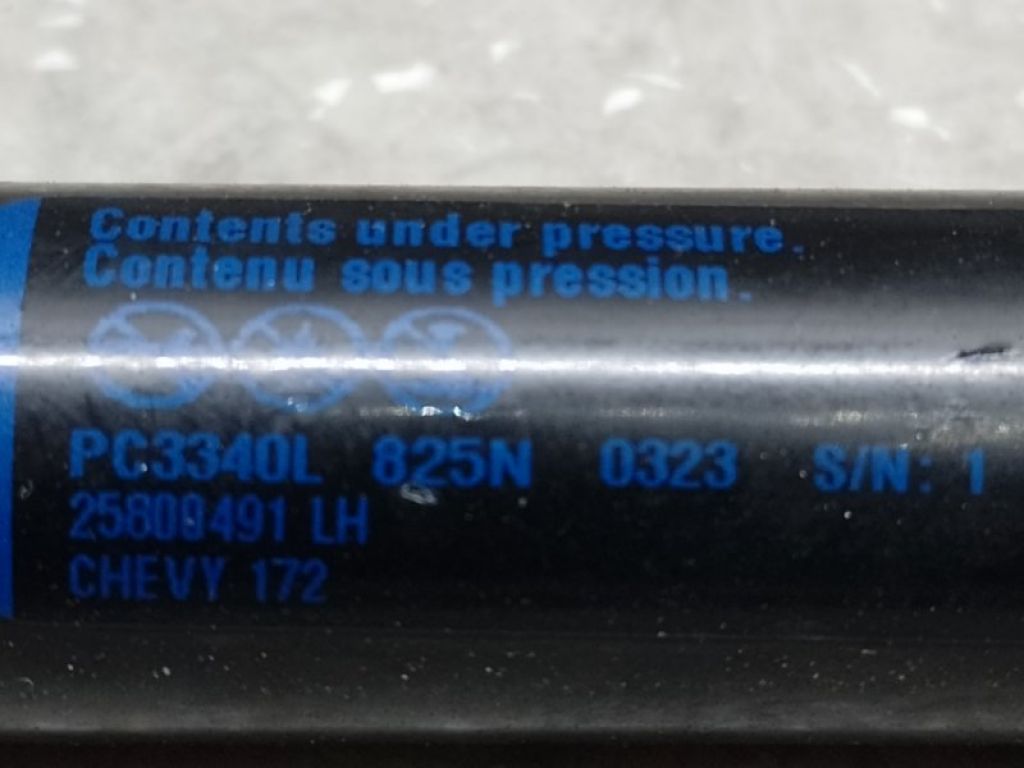 84131447 | Амортизатор крышки багажника лев. CHEVROLET EQUINOX 09-17 - Фото 2