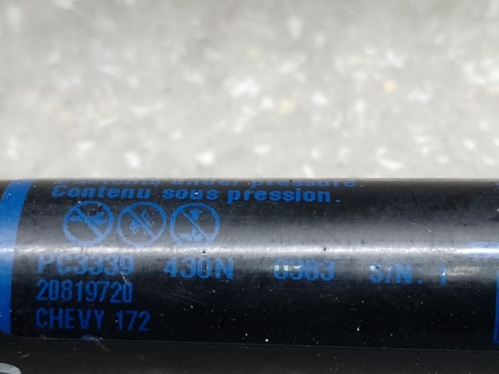 23408396 | Амортизатор капота CHEVROLET EQUINOX 09-17 - Фото 2