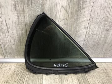 Скло дверей глухе задн. прав. LEXUS CT200 11-17